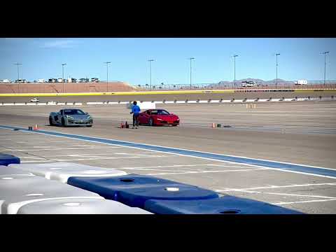 Corvette E-ray vs Ferrari F8