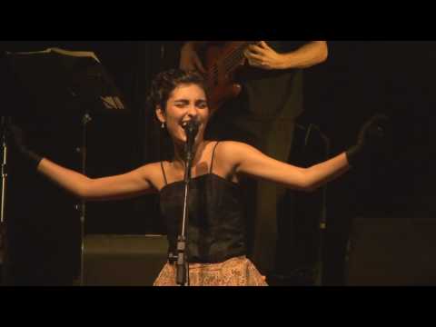 Bruna Caram - Feriado Pessoal