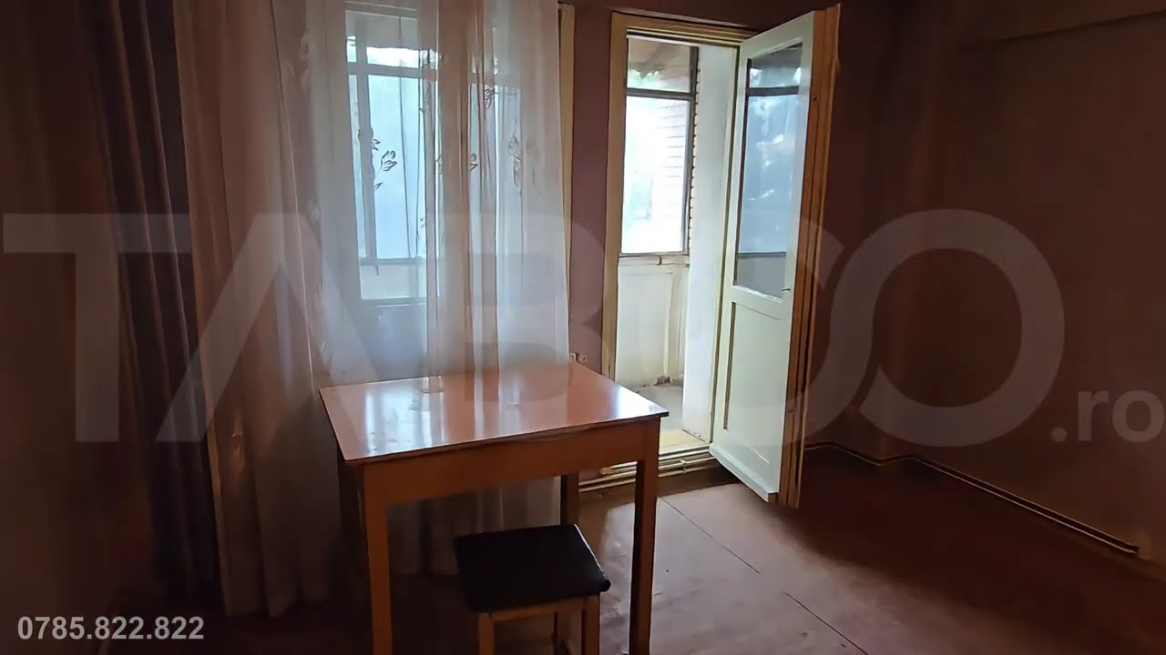 Apartament decomandat 4 camere 4 balcoane 2 bai etaj 1 Central Sibiu - Video