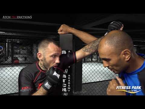 TECHNIQUE MMA par JOHNNY FRACHEY 3 DEFENSES DE CROCHET LARGE