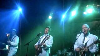 Paranoid Social Club - Headphones live 5-20-11
