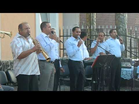 Fratii de la Toflea la evanghelizare in Borlova, jud. Caras-Severin. 14 iulie 2012