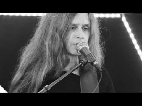 Juana Molina / live @Cave aux Poètes (2014)