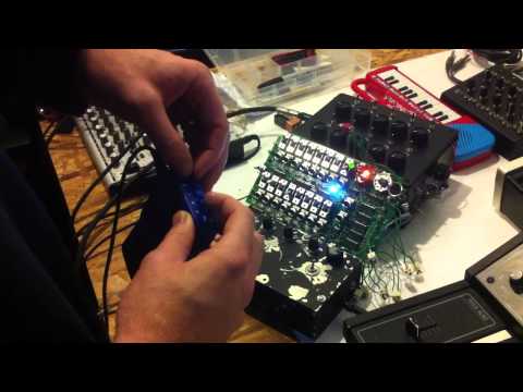 Voice Changer Synth Effect with Synthrotek Nand Synth & 16 Step Analog Sequencer