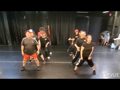 Street Jamz WeRkOuT - HOT IN IT by Tiësto & Charlie XCX