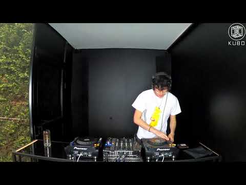 ALEROJ _ HOT INSIDE TRAX 21/04/2022