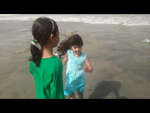 Armeen Has come to the sea with her cousins || full enjoy ||