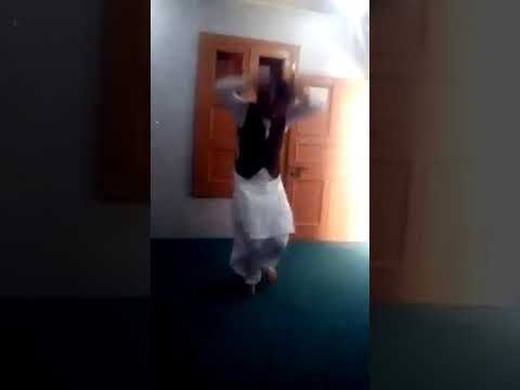 Zulfa diya bana k pakhiya nice dance Raza