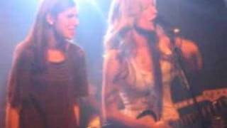 singing leave the pieces with jennifer hanson!