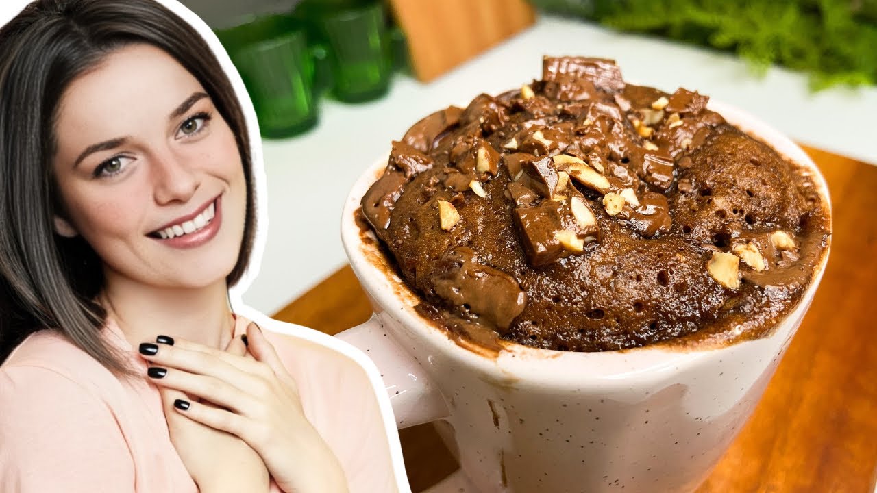 DELICIOSO! Como Fazer Bolo de Caneca de Chocolate Fit no Micro-ondas (Com Farinha de Aveia e Cacau)