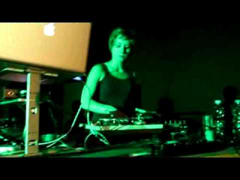 KILLA COMBAT SCRATCH 2012 : SIMO G VS BEAT-RICE 1/4