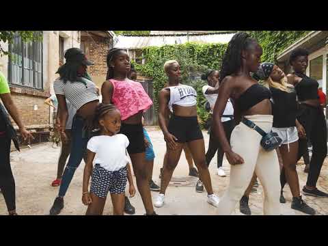 AFRO DANCE runtown unleash ft fekky by @badgyalcassiee