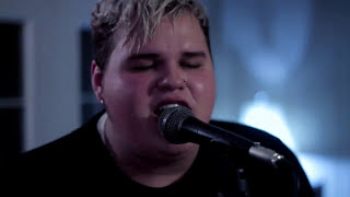 The Avenue-The Pretty Things (Official Music Video)