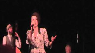 Carolina Wallin Pérez - Dom andra (kent cover) live i Helsingborg