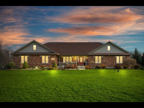 Welcome to 287066 10th Sideroad, Mono, ON