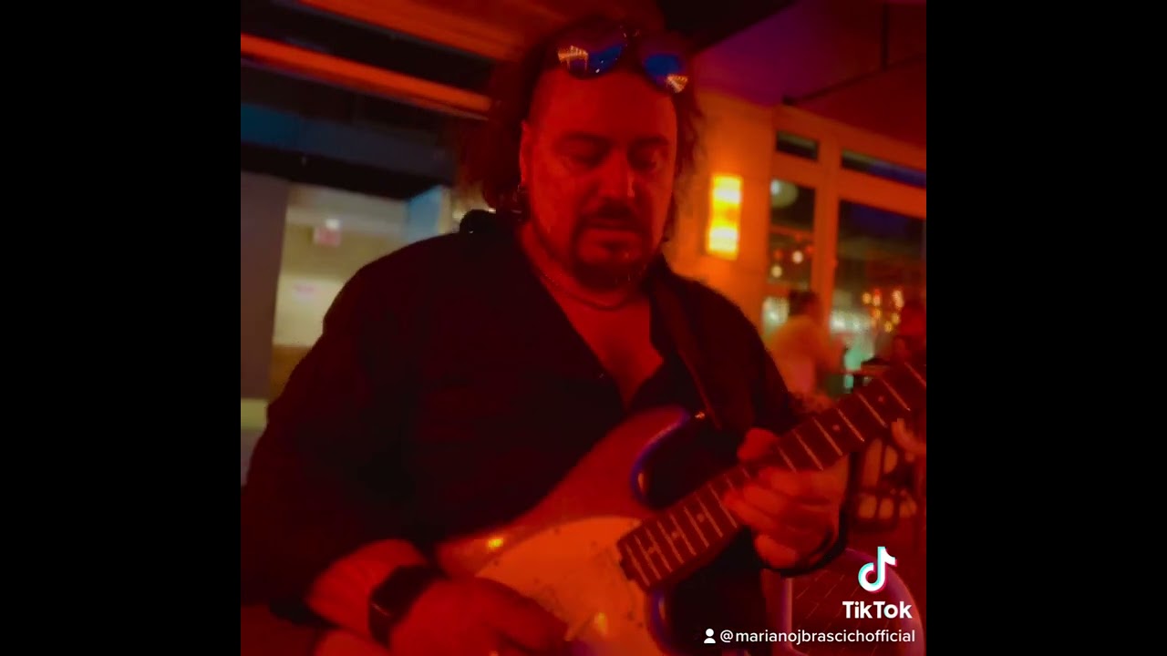 Promotional video thumbnail 4 for Mariano Bach