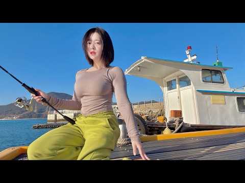 A big fish on a small breakwater?!