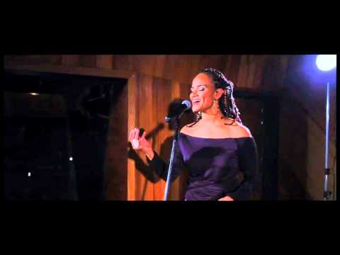 Luciana Mello - Samba Quebrado (Videoclipe Oficial)