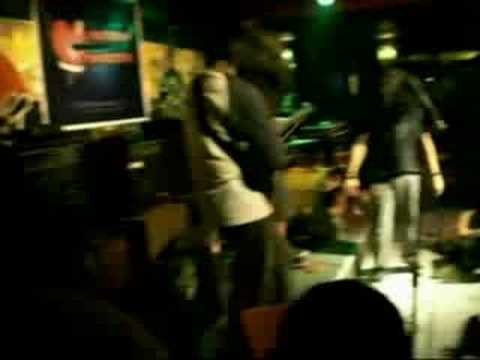 Shots Of Red Mist - Frequency ( LIVE @ ONELUV BAR )