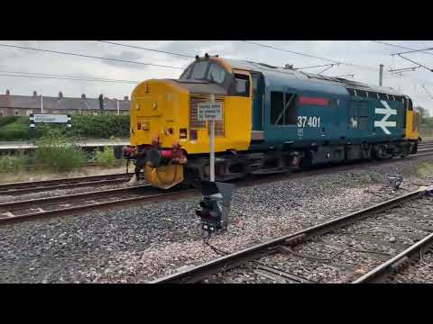 DRS Class 37401 passes Darlington on Kingmoor to York Parcel Sidings 22/08/22