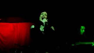 Nemhain - Bad Moon Rising Cover - Acoustic - The Unicorn, Camden (12.12.09)