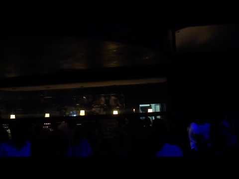 VIktor Mora playing ''RIcardo G. - What's goin' on" @ ANZU Club