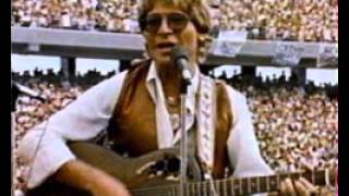 Country Roads-John Denver WVU 1980 Full Song