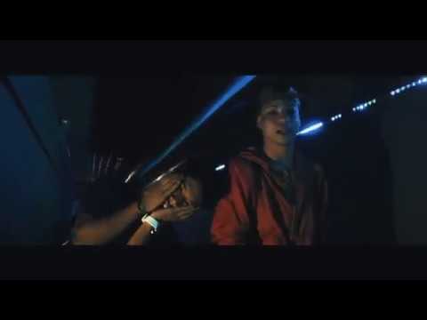 YEEZY WALKER   La Ele feat Redan Uzi