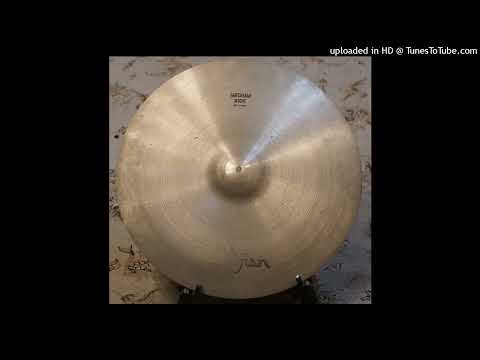 Zildjian 20" Avedis Medium Ride Cymbal - 2512g image 5