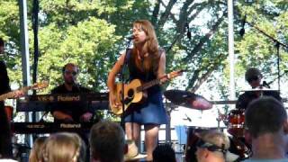 Serena Ryder - Why Cant I Love You (Lollapalooza)