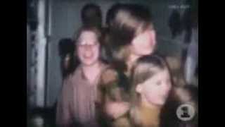 Baz Luhrmann - Everybody&#39;s Free To Wear Sunscreen [HQ AUDIO]