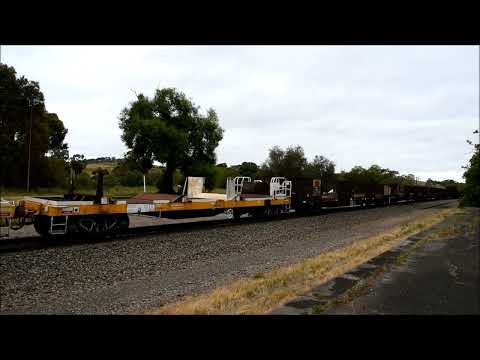 Pacific  National Freight Train and a diverted Steel Train through the Adelaide Hills 29/11/22