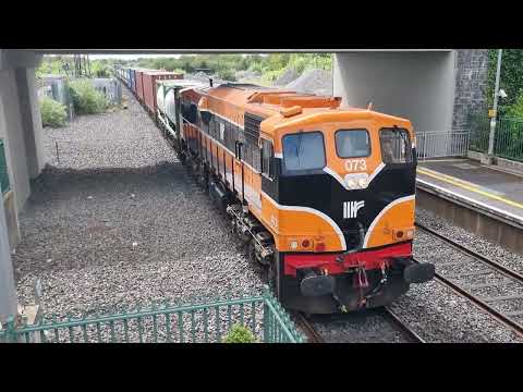 Irish Rail Class 071, Freight - IWT Liner, Hazelhatch & Celbridge
