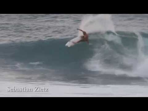 Gabriel Medina, Jadson André, Italo Ferreira e Caio Ibelli num fim de tarde em Off the Wall