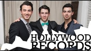 Jonas Brothers Say Goodbye to Hollywood Records