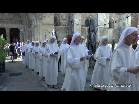 Procession du St Sacrement avec Abbé Pierre Hoan du 02.06.24 à Moissac (82) .