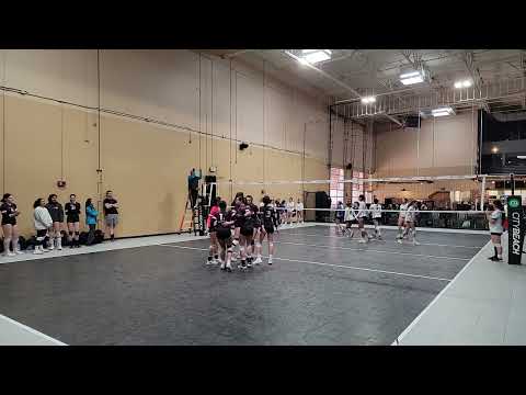 MVVC 17/18 White vs Titan Travel 18 Misha-1
