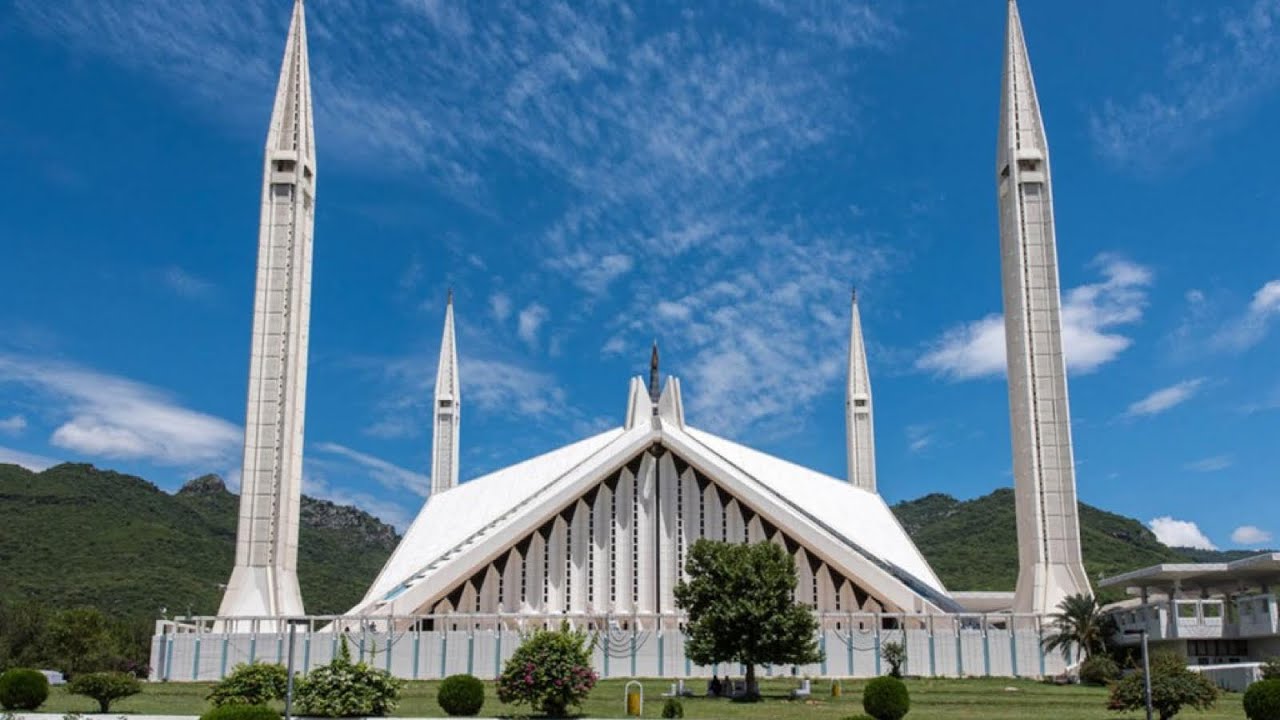 Faisal Mosque: A Symbol of Islamic Grandeur, Unity, and Architectural Innovation