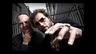 El hombre de las tabernas M-Clan