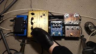Video thumbnail for Ramon's Pedalboard  - Ry Cooder  -  Nine Inch Nails  - SRV by The Guitar Show