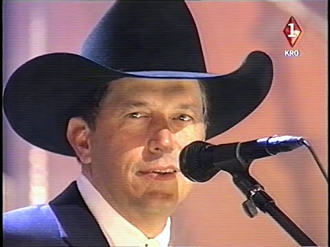 Shouldnt Be Doing This - George Strait
