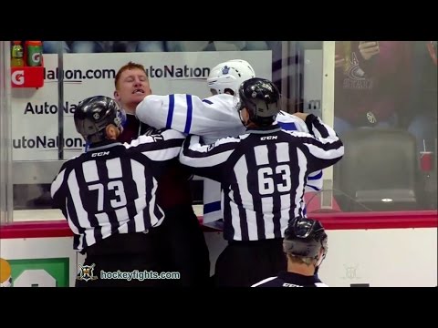 Matt Martin vs Cody McLeod
