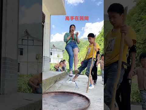 Boom! This beautiful girl has the strongest flying Chinese Kung Fu! #funny #comedy #kungfu #shorts