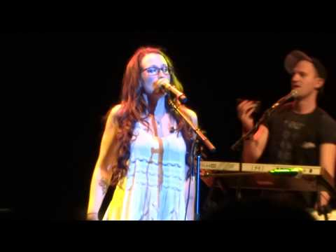 04 parachute (Ingrid Michaelson at Summerfest)