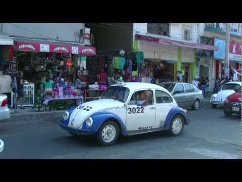 VW Käfer Volkswagen Beetle oldtimer in Acapulco Mexico Mexiko