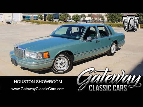 1994 Lincoln Town Car (CC-1806568) for sale in O'Fallon, Illinois