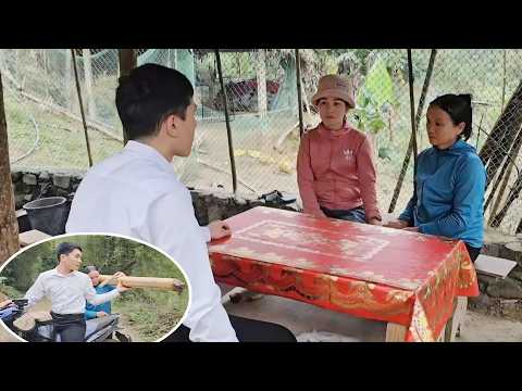 Knowing Nhat's circumstances, the kind man offered her a job