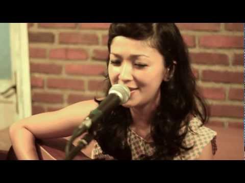 LIYANA FIZI | KILLING ME | A TAKE AWAY SHOW