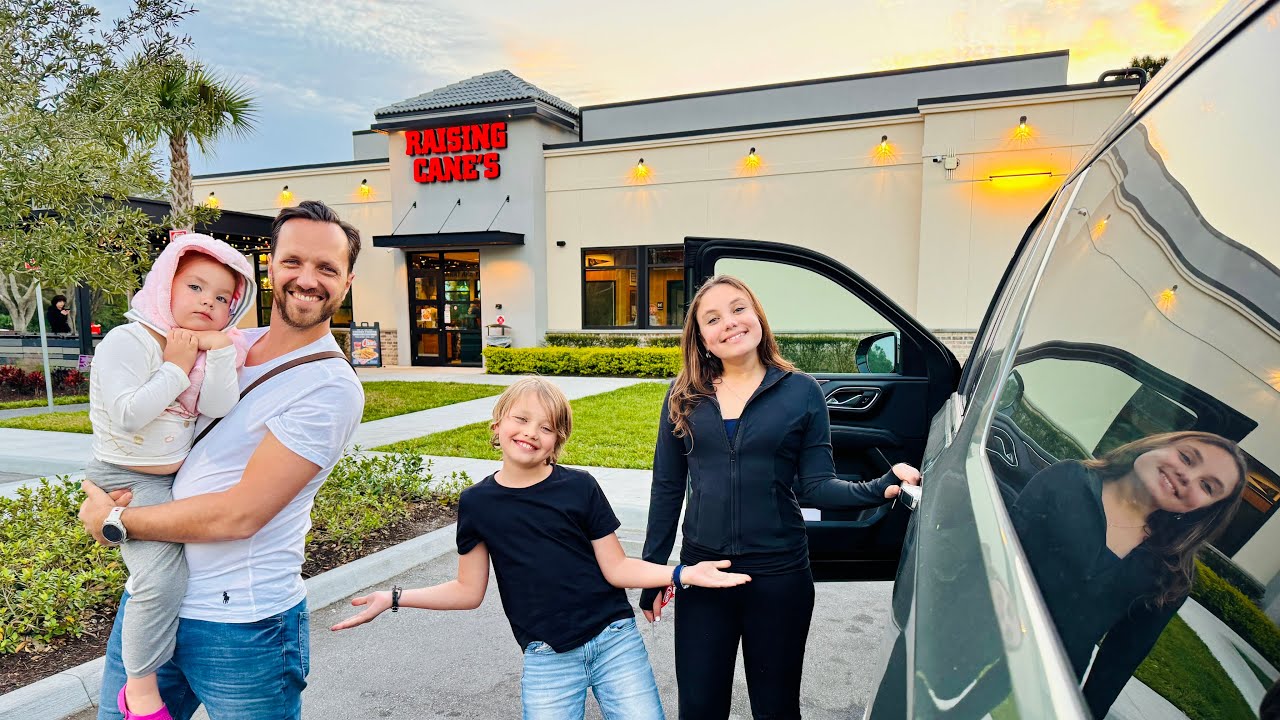 Roadtrip in Florida! Shopping at Walmart & tasting US-candy VLOG