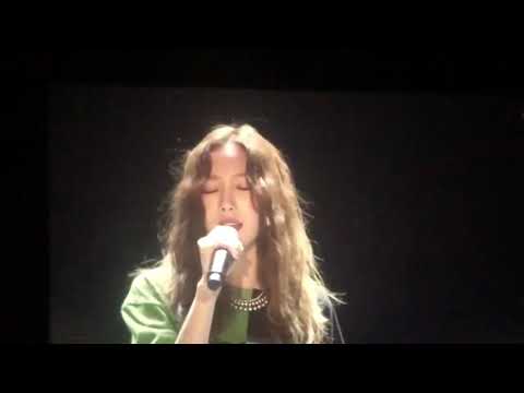 180728 Taeyeon - I (Jpn ver.) at SMTOWN Live 2018 in Osaka